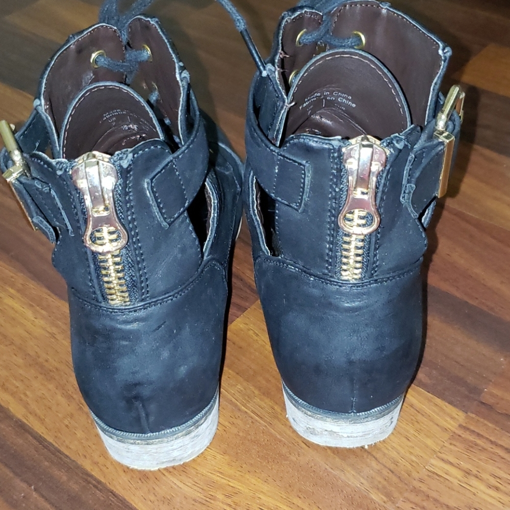 Fall Boots - Picture 5 of 5